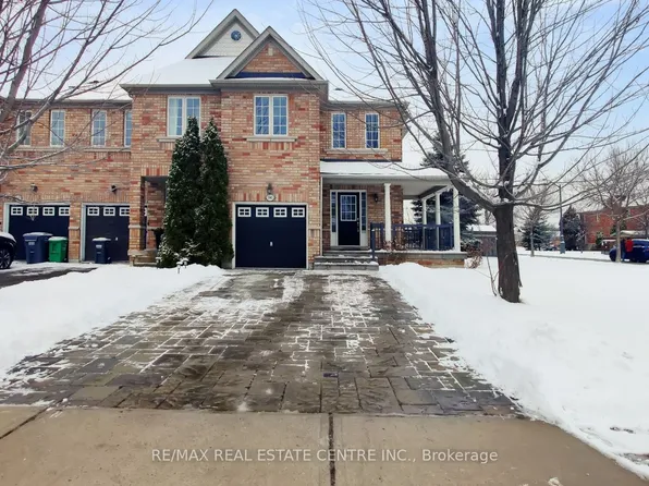 3941 Stardust Dr, Mississauga, ON L5M 8A4