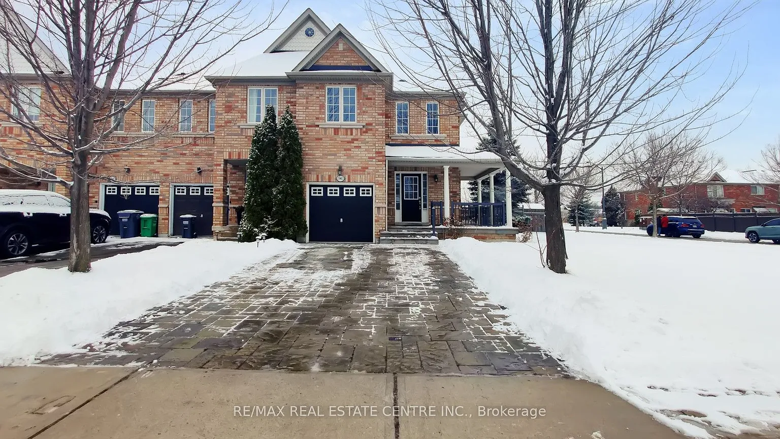 3941 Stardust Dr photo 1