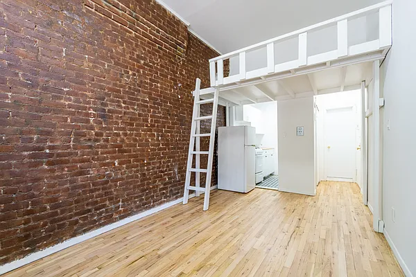 Rented by Compass | media 8