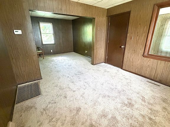 4th image of 2710 3rd St