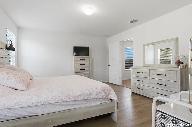 15411 Oceanus Dr — Photo 16