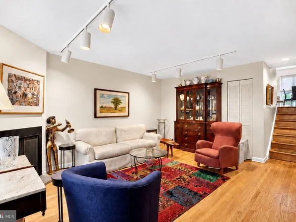 1 Christian St Unit 42L, Philadelphia, PA 19147