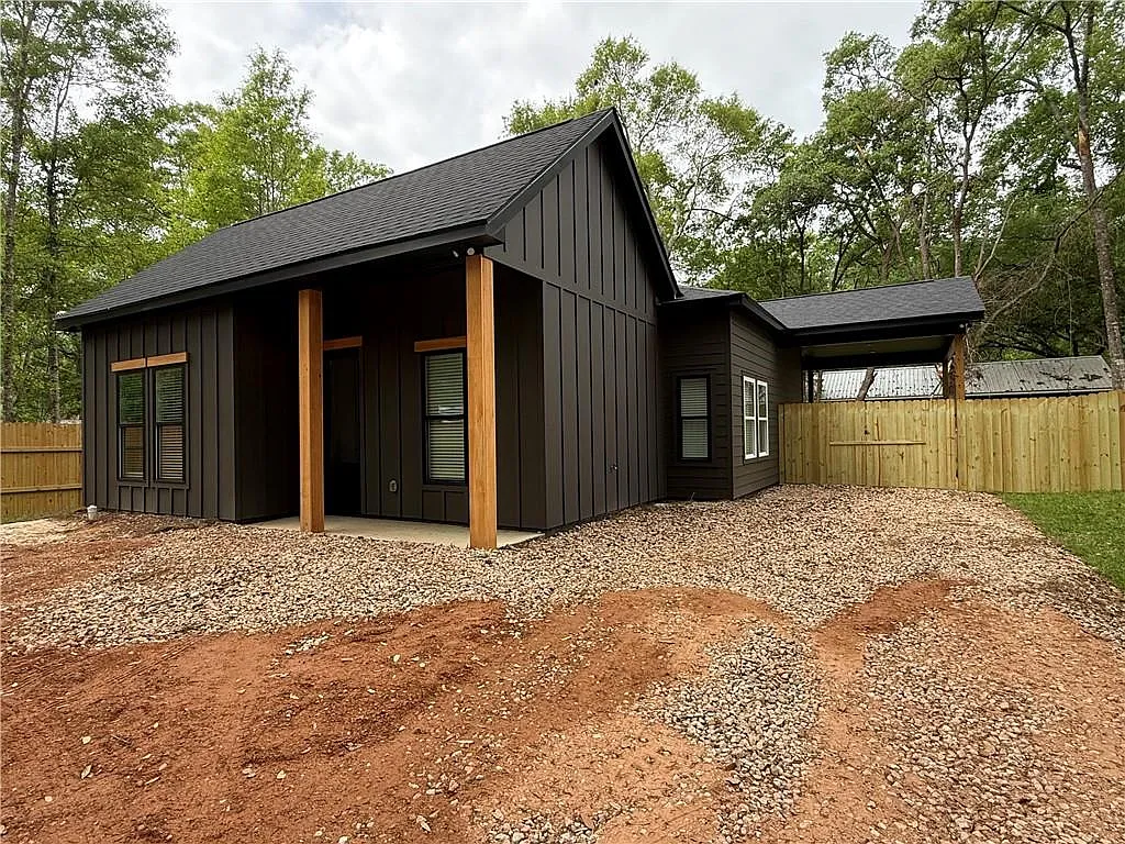 Building Photo - 82405 Olive St