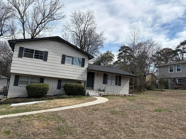 3205 Waxberry Ln, Birmingham, AL 35217