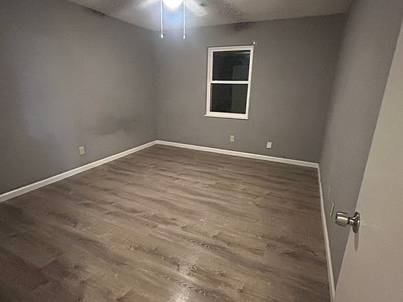3rd image of 2825 Mynatt Rd #1-4