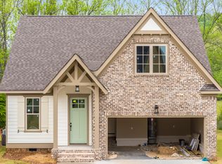 317 Maple Grove Ln, Apison, TN 37302