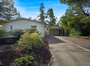 146 42nd Way, Florence, OR 97439