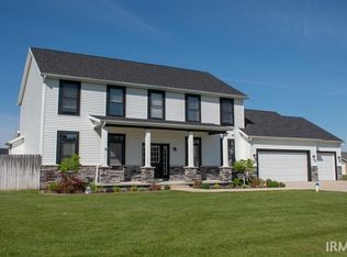 57573 Amber Valley Dr, Elkhart, IN 46517