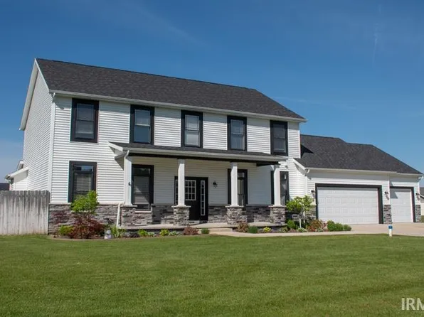 57573 Amber Valley Dr, Elkhart, IN 46517