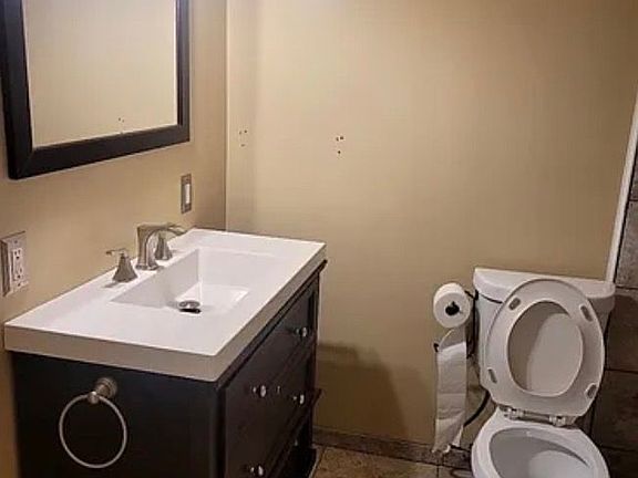 4th image of 270 Crestwood Ave #2