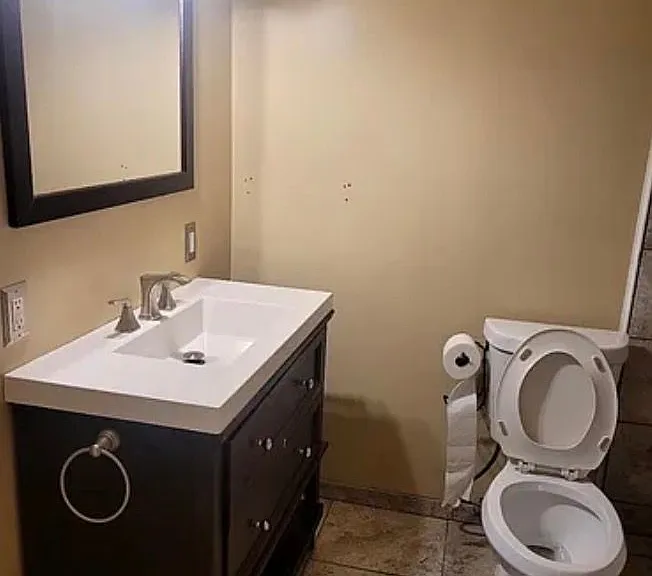 270 Crestwood Ave #2 — Photo 4