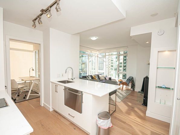 2 bedroom rental in Vancouver — photo 4