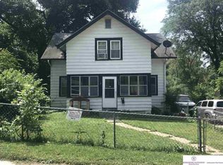 3729 Crown Point Ave, Omaha, NE 68111