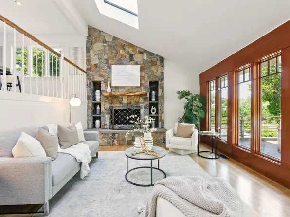 47 Pine Ave, San Carlos, CA 94070