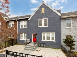 1113 Penn St NE APT 4, Washington, DC 20002