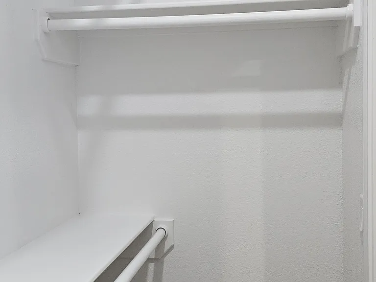752 Juneau Ct — Photo 15