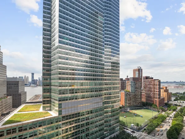 100 Barclay Street image 16 of 37