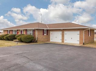 1889 Cedar Hill Rd NW, Canal Winchester, OH 43110