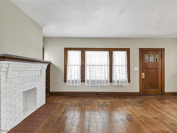 4th image of 2172 Richland Ave