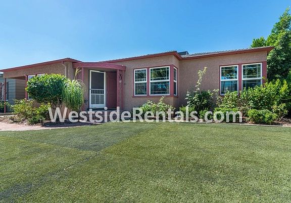 4th image of 1105 N Screenland Dr
