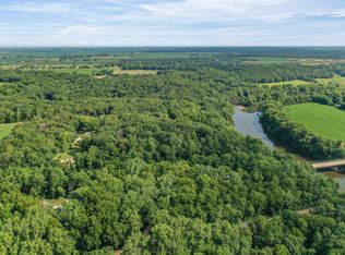 2465 Bowen Rd, Sheridan, IL 60551