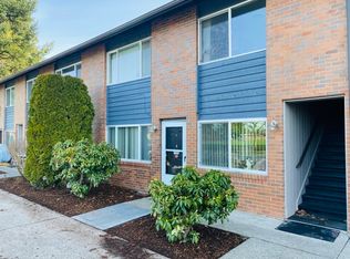 906 E 4th St #7, Arlington, WA 98223