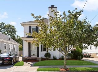 86 Metropolitan Rd, Providence, RI 02908