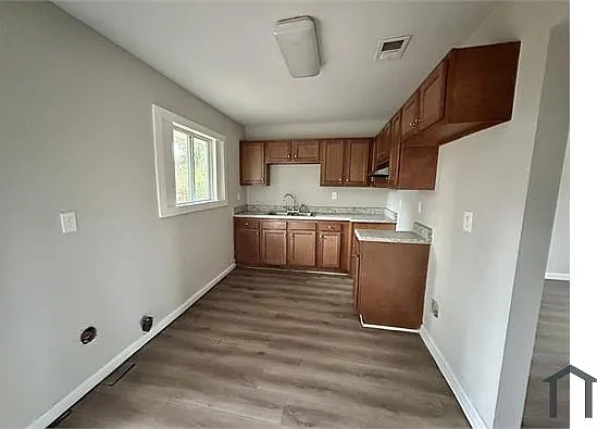 914 14th St SW — Photo 4