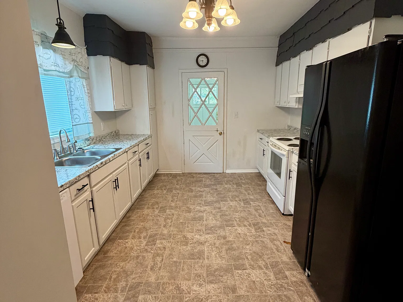 2 bed, 1574 sqft, $1,795 — Photo 3