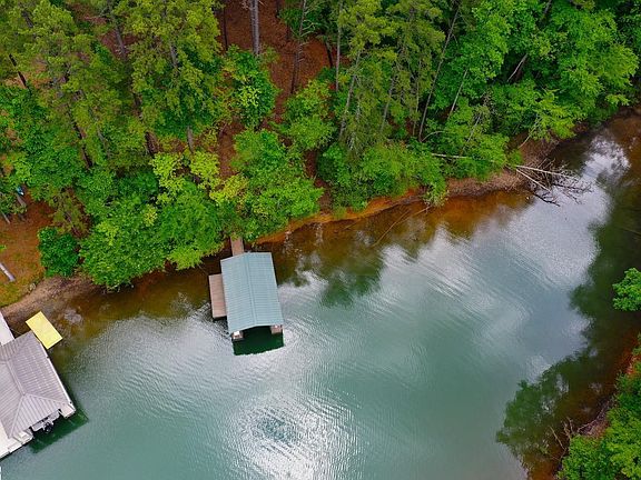 2nd image of 114 Cool Ridge Dr