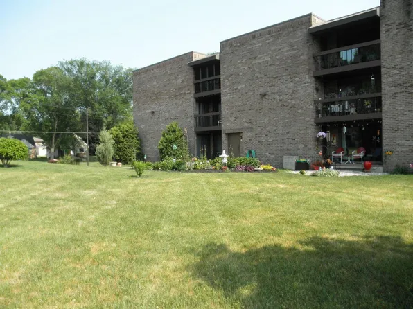 3635 N Tucker PLACE #203, Milwaukee, WI 53222