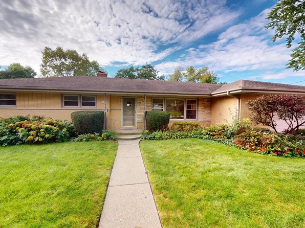 1105 W Grove St, Arlington Heights, IL 60005