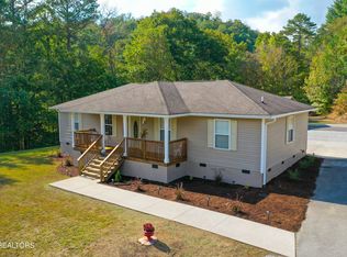457 Shady Rd, Oliver Springs, TN 37840