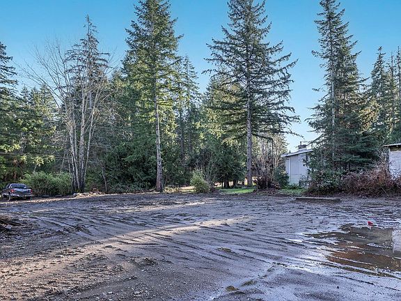 3rd image of 2645 Cumberland Rd