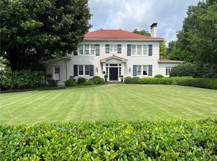 2544 Peachtree Rd NW APT 6, Atlanta, GA 30305