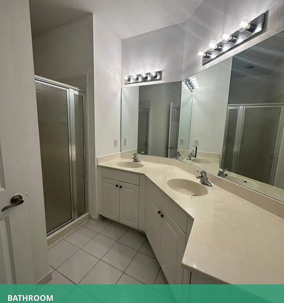 3 bed, 1049 sqft, $2,200 — Photo 4
