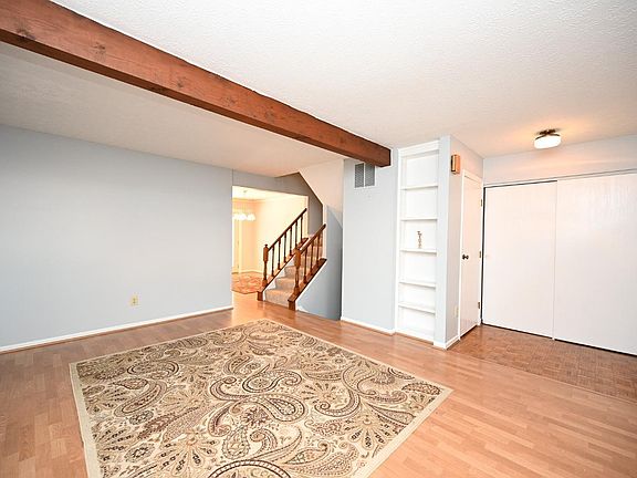 5th image of 5816 Ashby Ct