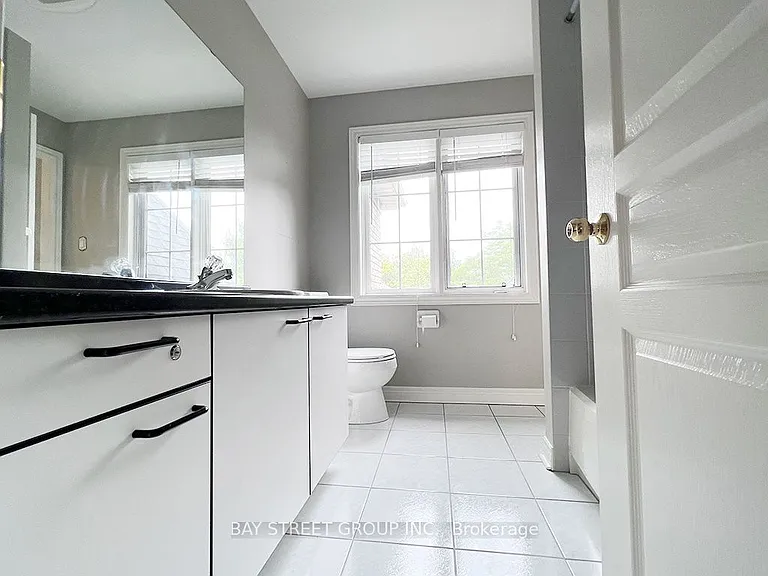 49 Forester Cres — Photo 21