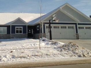 309 S Brookwood Dr, Mount Horeb, WI 53572