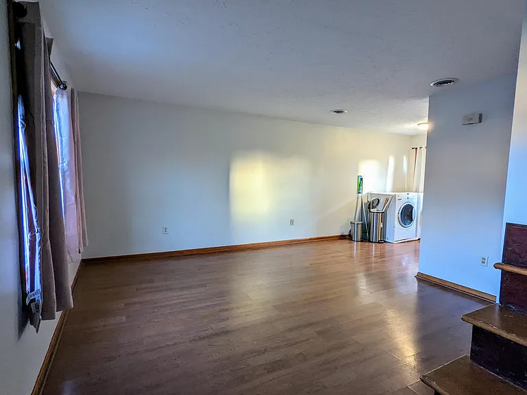 106 Lucas Dr #3 — Photo 3