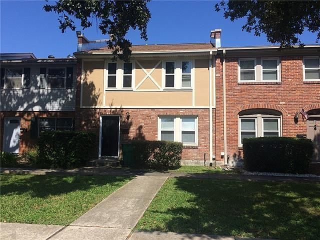 1st image of 300 Coral Ave Unit 300B