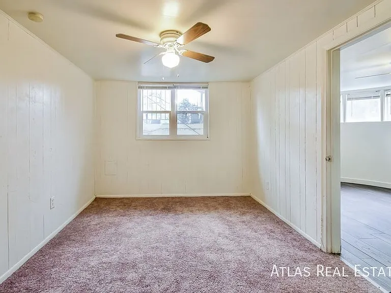 1459 Roberta St — Photo 6