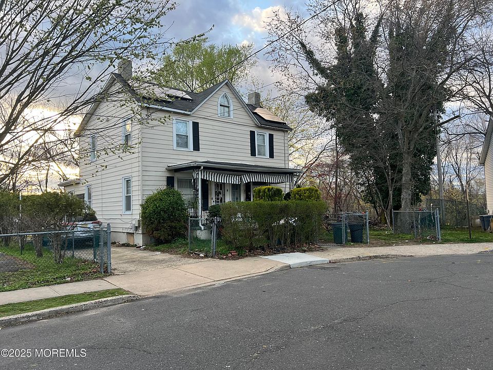 2nd image of 2-4 Tilton Avenue