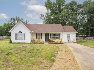 324 Pine Ridge Ln, La Vergne, TN 37086