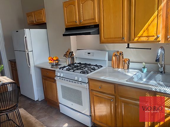 5th image of 2310 38th St APT 1