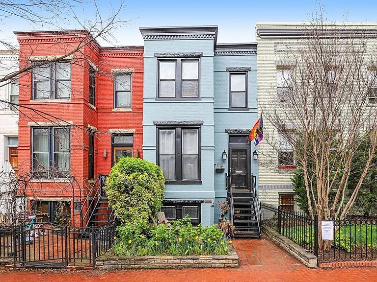 1712 1st St NW #A — Photo 2