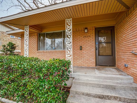 2859-w-9th-st-dallas-tx-High-Res-3.jpg