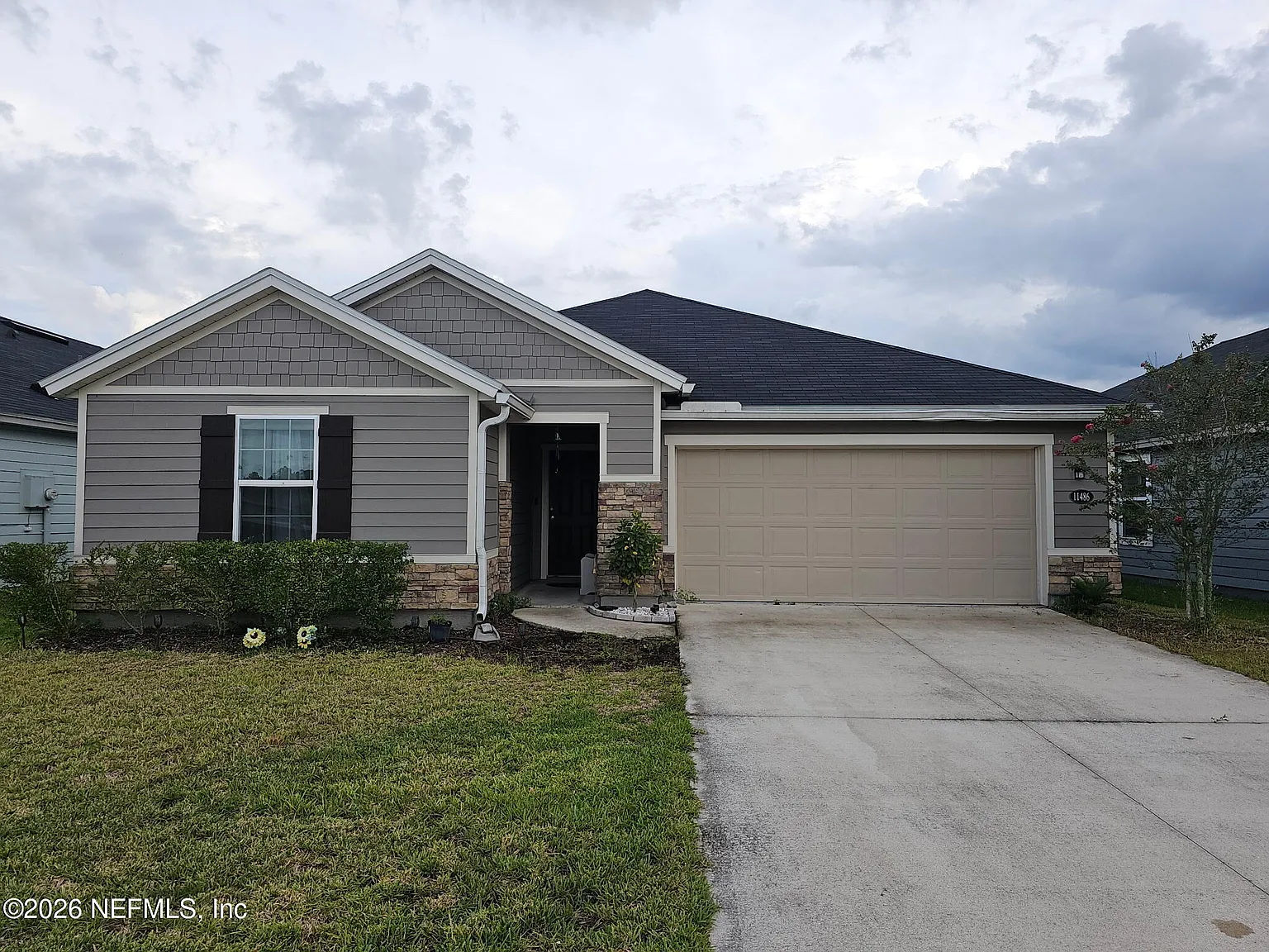 3 bed, 2.0 bath, 1537 sqft, $2,300 — Photo 1