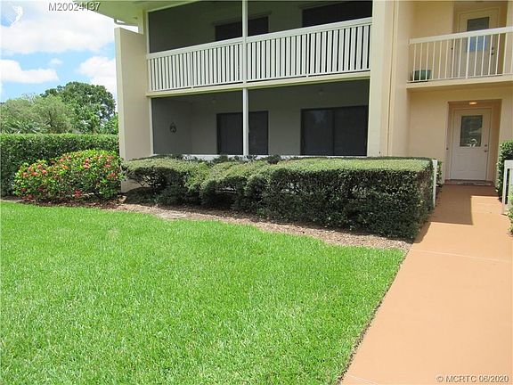 2nd image of 4061 SW Parkgate Blvd #A