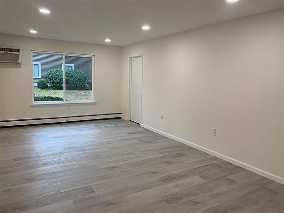 4th image of 7 Heritage Dr Unit A